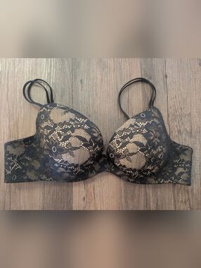 VS Angels Secret Embrace Black Lace Bra